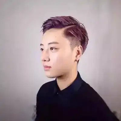 邱萱